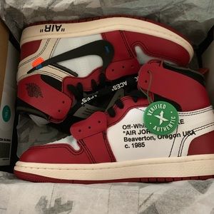 THE TEN: OFF WHITE CHICAGO 1